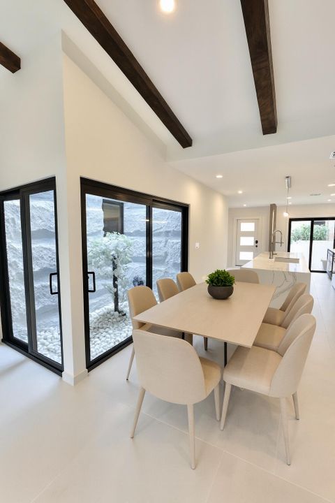 Activo con contrato: $649,999 (3 camas, 2 baños, 1286 Pies cuadrados)