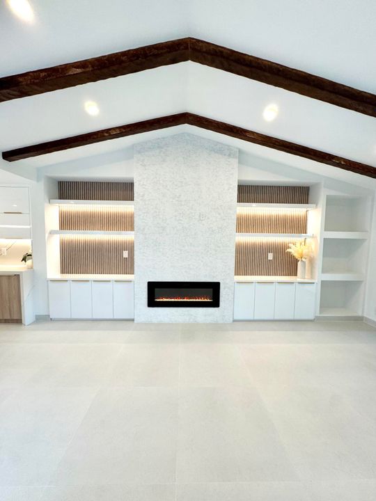 Activo con contrato: $649,999 (3 camas, 2 baños, 1286 Pies cuadrados)