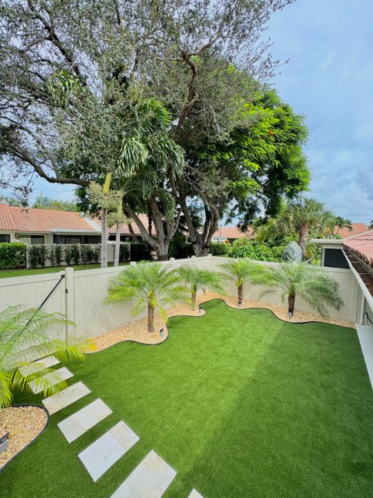 Activo con contrato: $649,999 (3 camas, 2 baños, 1286 Pies cuadrados)