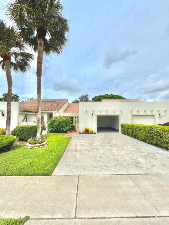 Activo con contrato: $649,999 (3 camas, 2 baños, 1286 Pies cuadrados)