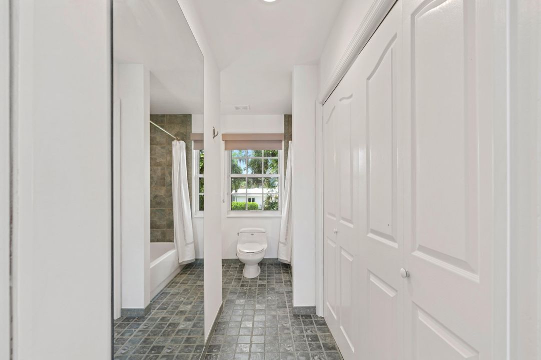 En Renta: $40,000 (4 camas, 4 baños, 3543 Pies cuadrados)