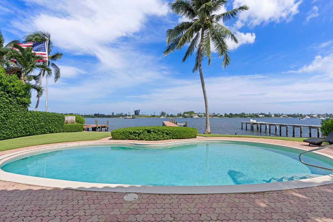 En Renta: $40,000 (4 camas, 4 baños, 3543 Pies cuadrados)