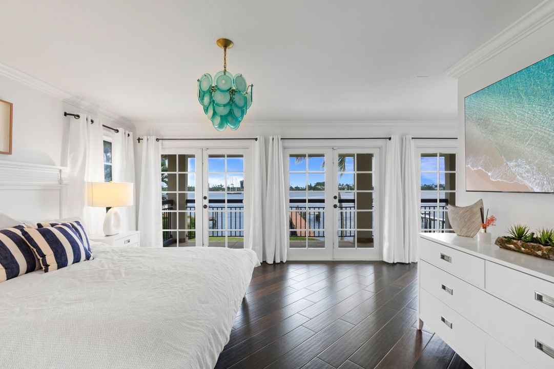 En Renta: $40,000 (4 camas, 4 baños, 3543 Pies cuadrados)