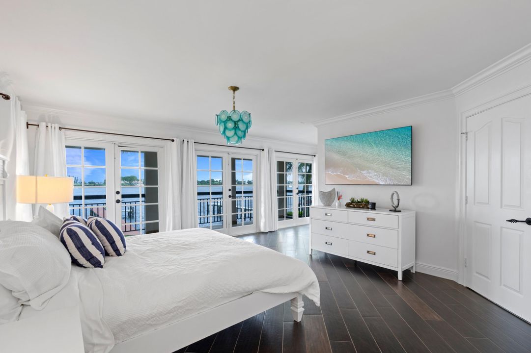 En Renta: $40,000 (4 camas, 4 baños, 3543 Pies cuadrados)