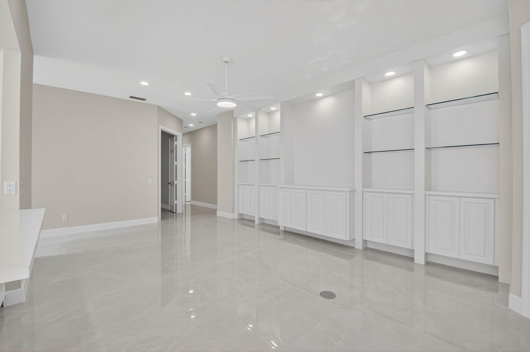 For Sale: $739,000 (3 beds, 2 baths, 1567 Square Feet)