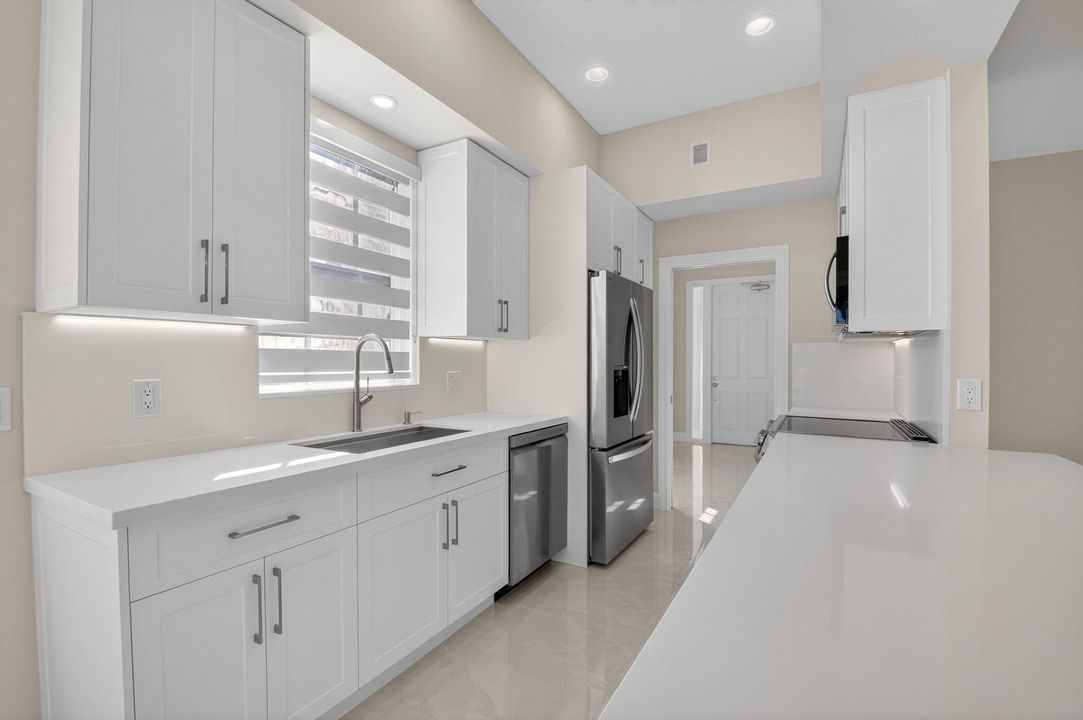 For Sale: $739,000 (3 beds, 2 baths, 1567 Square Feet)