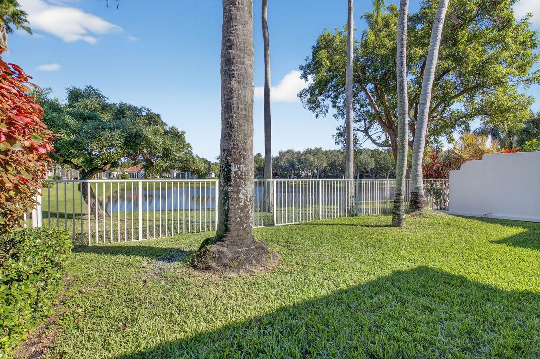 For Sale: $739,000 (3 beds, 2 baths, 1567 Square Feet)