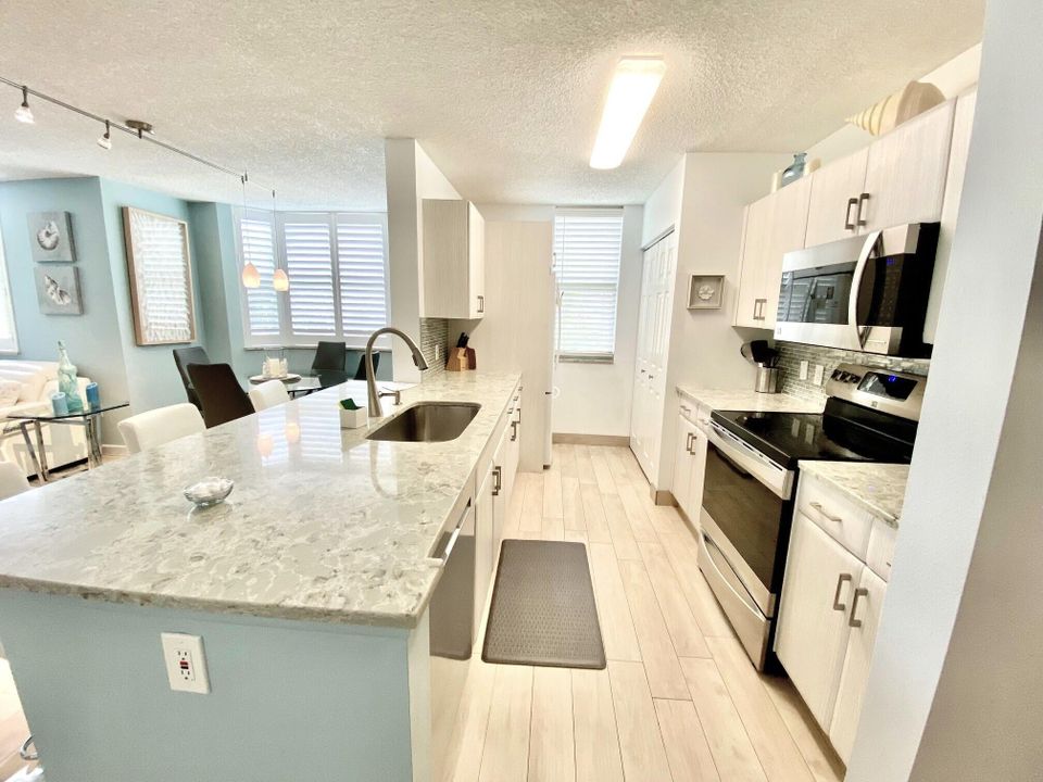 出租: $5,500 (3 贝兹, 2 浴室, 1571 平方英尺)