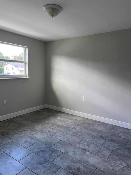 В аренду: $7,100 (6 спален, 3 ванн, 3392 Квадратных фут)