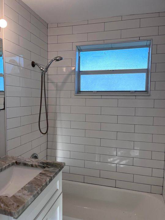 В аренду: $7,100 (6 спален, 3 ванн, 3392 Квадратных фут)