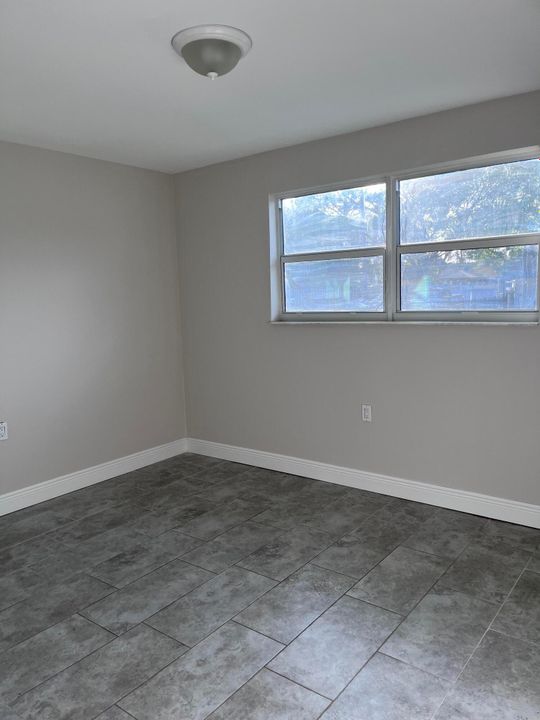 В аренду: $7,100 (6 спален, 3 ванн, 3392 Квадратных фут)