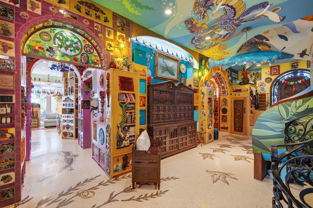 For Sale: $22,250,000 (12 beds, 10 baths, 12709 Square Feet)