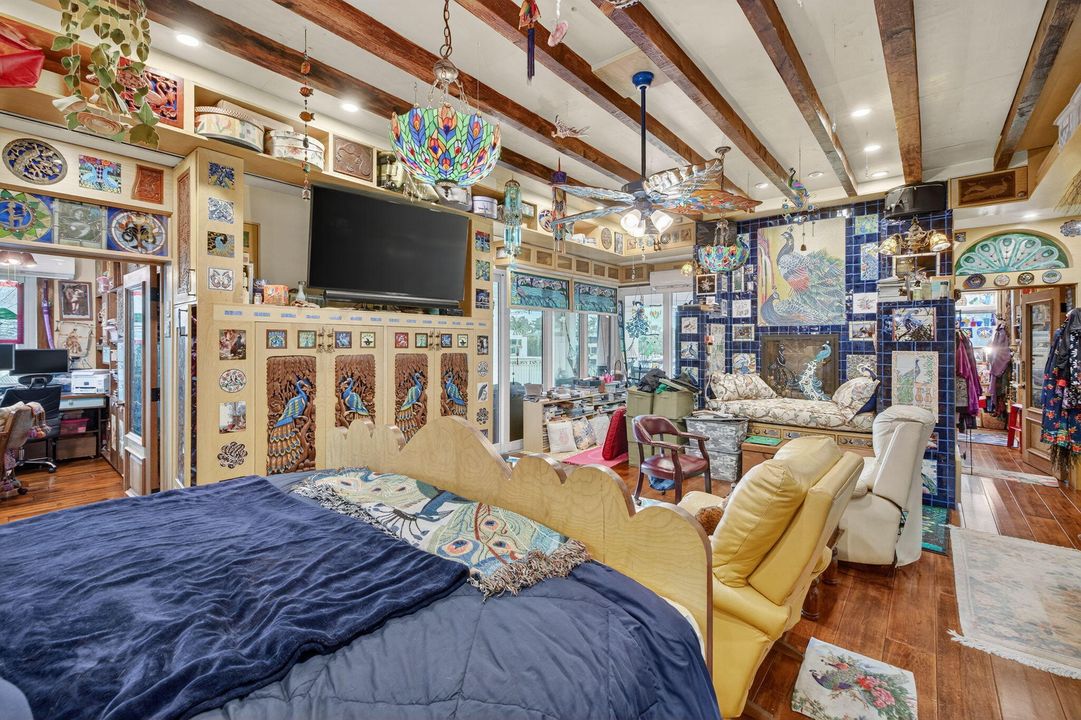 For Sale: $22,250,000 (12 beds, 10 baths, 12709 Square Feet)