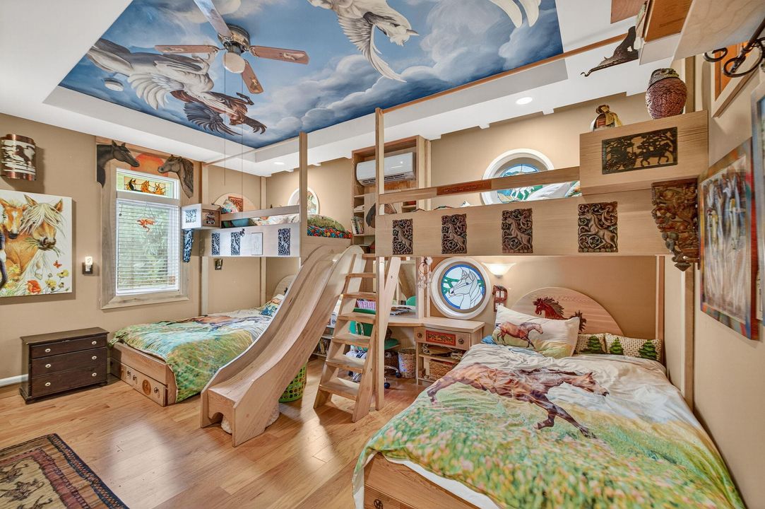 For Sale: $22,250,000 (12 beds, 10 baths, 12709 Square Feet)