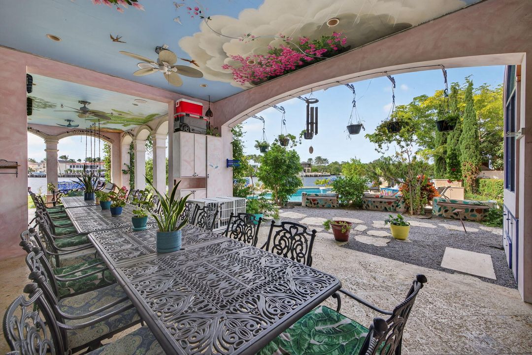 For Sale: $22,250,000 (12 beds, 10 baths, 12709 Square Feet)