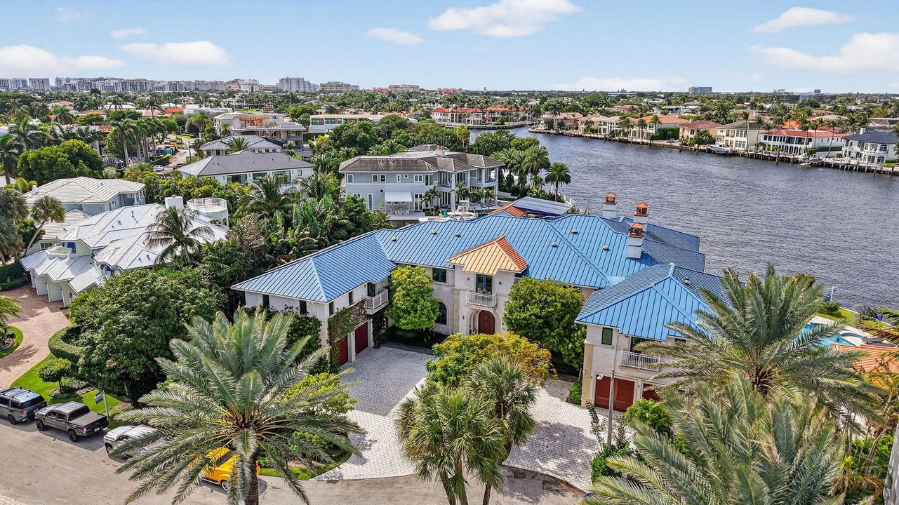 For Sale: $22,250,000 (12 beds, 10 baths, 12709 Square Feet)