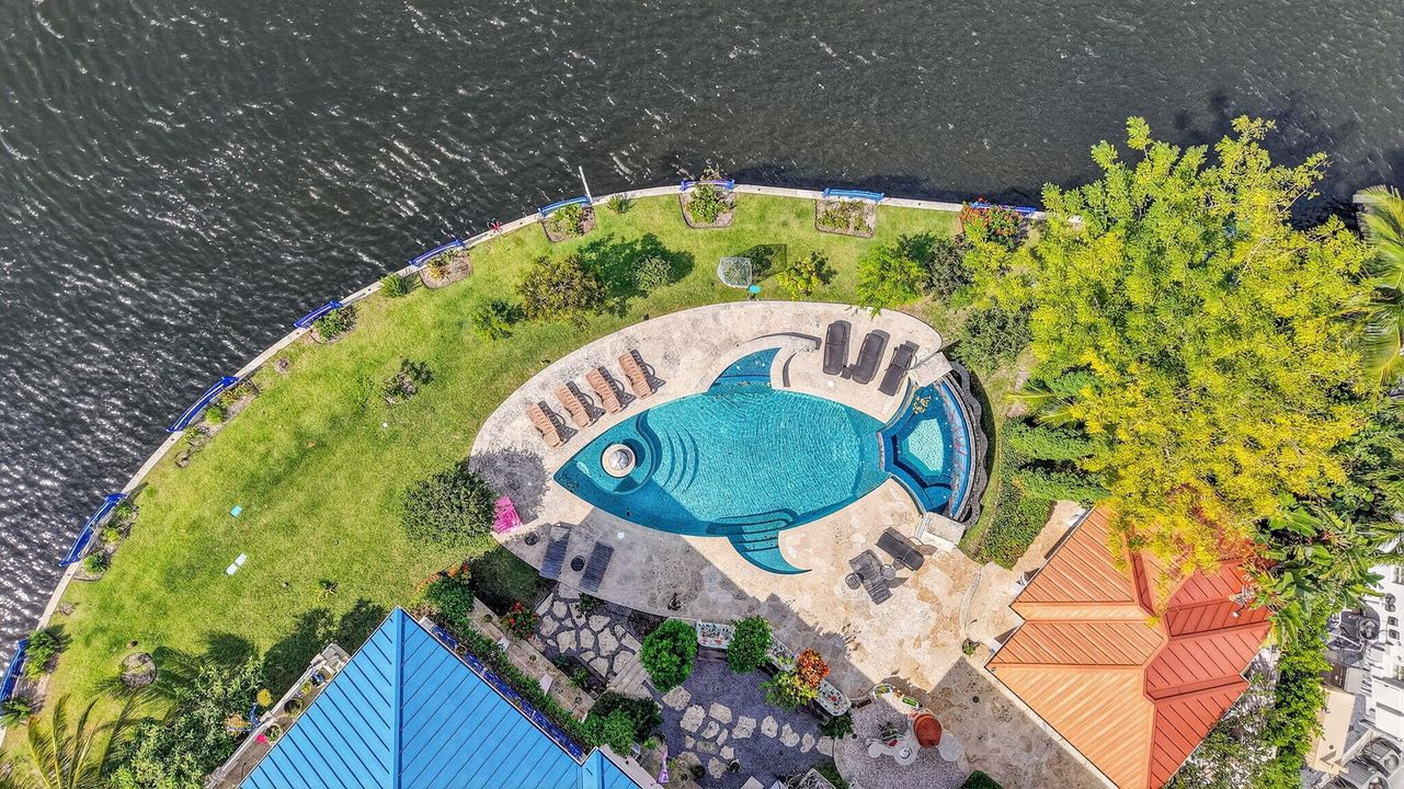 For Sale: $22,250,000 (12 beds, 10 baths, 12709 Square Feet)