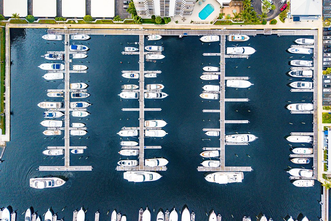 Activo con contrato: $1,000,000 (2 camas, 2 baños, 1556 Pies cuadrados)