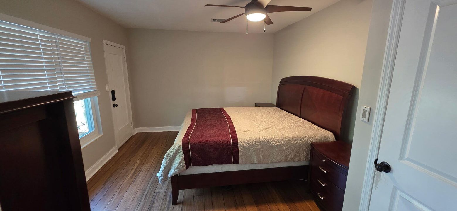 En Venta: $550,000 (3 camas, 2 baños, 1628 Pies cuadrados)