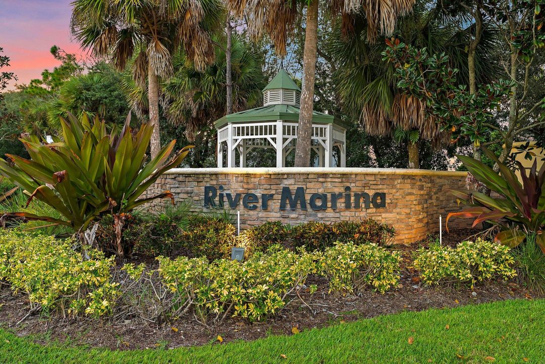 На продажу: $729,000 (5 спален, 4 ванн, 3380 Квадратных фут)