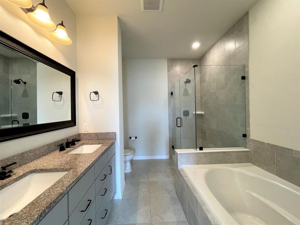 For Rent: $3,500 (3 beds, 2 baths, 1909 Square Feet)