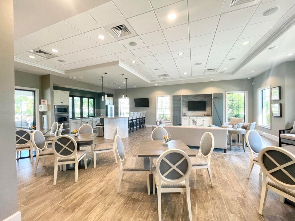 For Rent: $3,500 (3 beds, 2 baths, 1909 Square Feet)