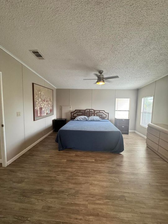 For Sale: $57,000 (2 beds, 2 baths, 1400 Square Feet)