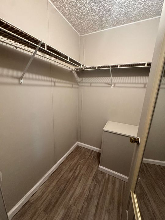 For Sale: $57,000 (2 beds, 2 baths, 1400 Square Feet)