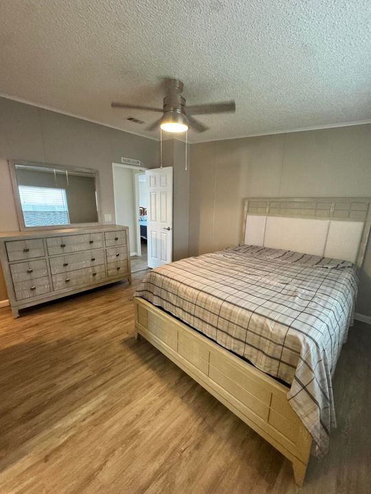 For Sale: $57,000 (2 beds, 2 baths, 1400 Square Feet)