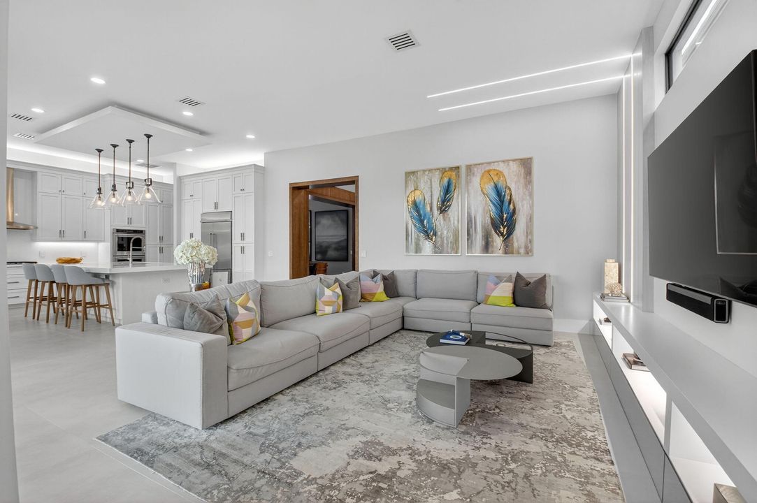 For Sale: $3,799,999 (5 beds, 6 baths, 5170 Square Feet)