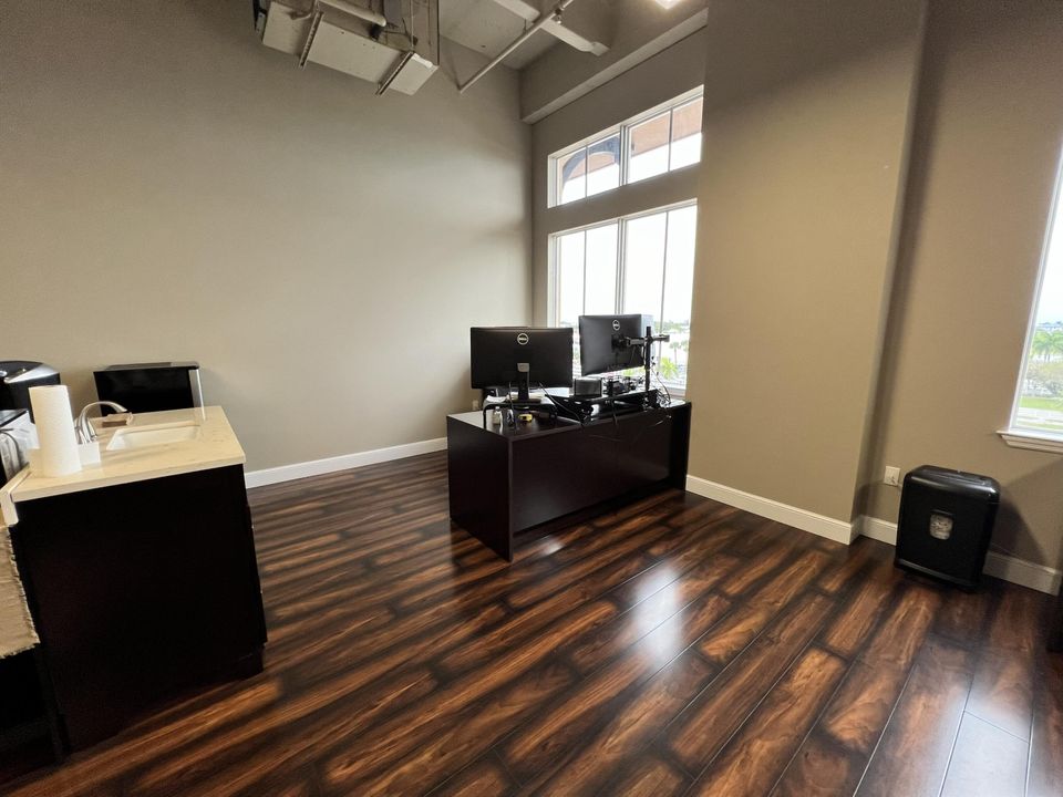 待售: $269,000 (0 贝兹, 0 浴室, 0 平方英尺)