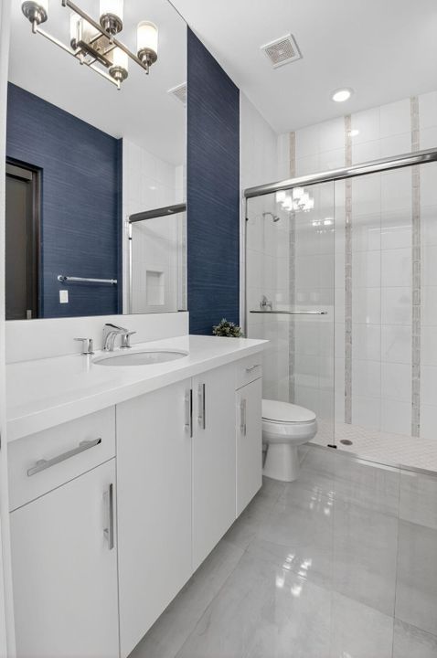 For Sale: $3,799,999 (5 beds, 6 baths, 5170 Square Feet)