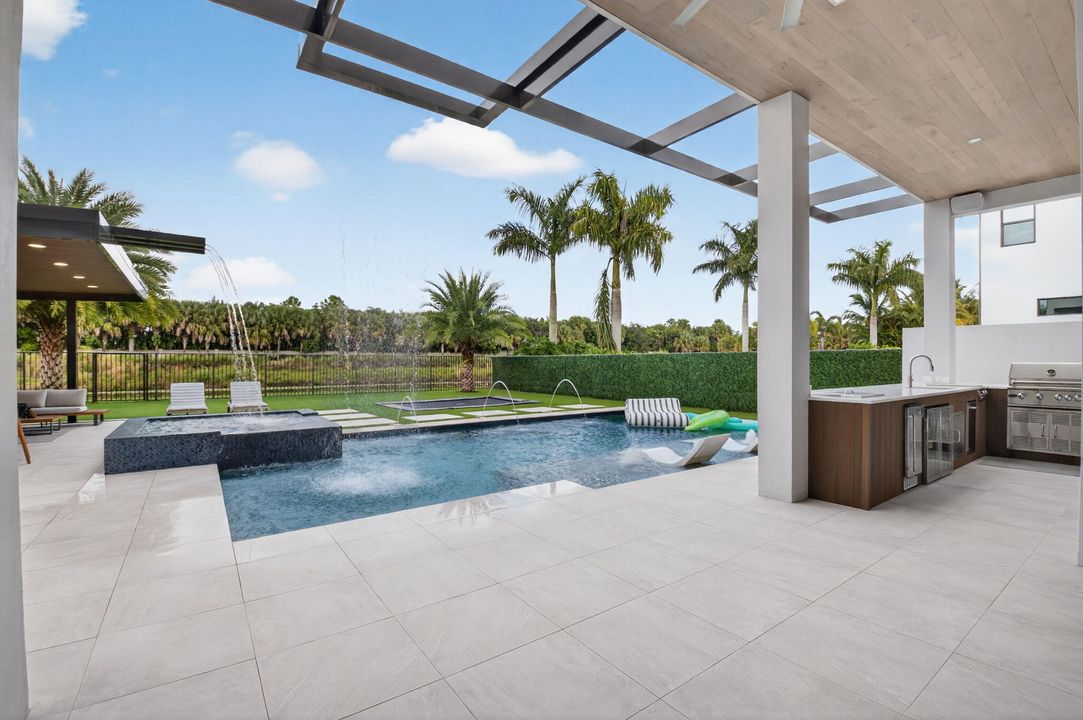 For Sale: $3,799,999 (5 beds, 6 baths, 5170 Square Feet)