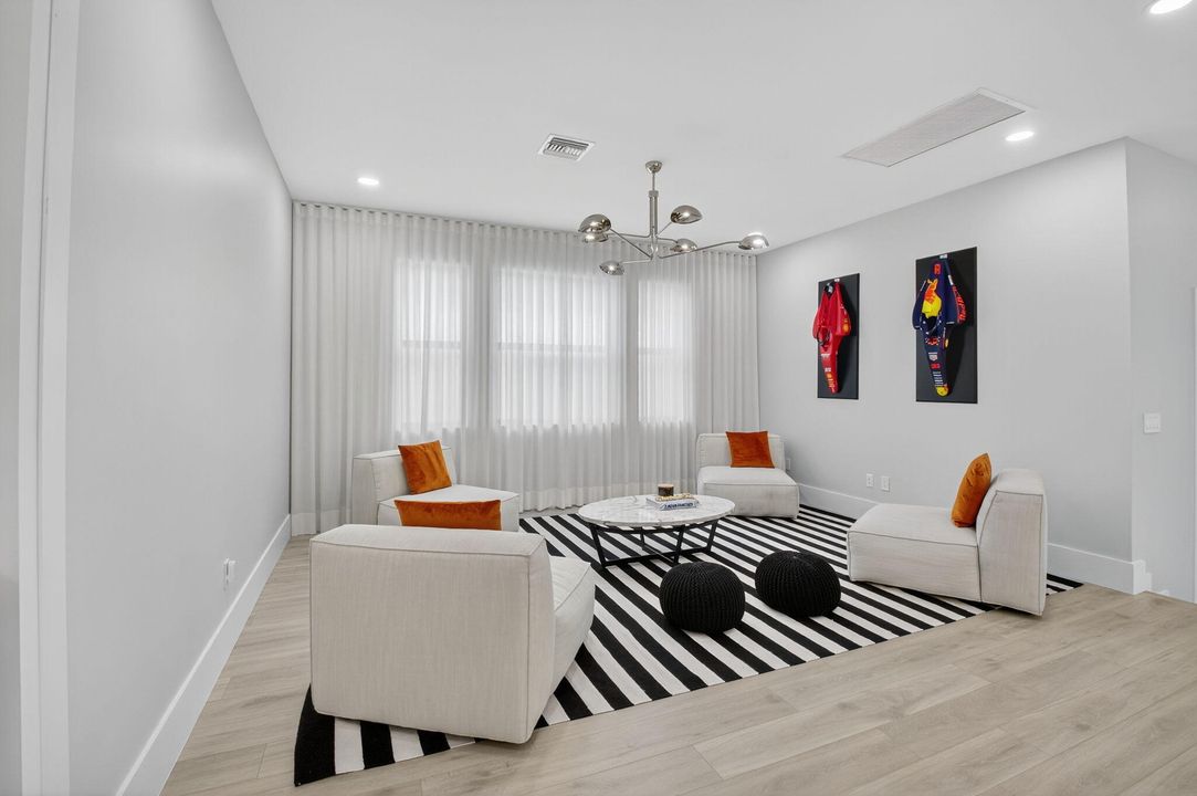 For Sale: $3,799,999 (5 beds, 6 baths, 5170 Square Feet)