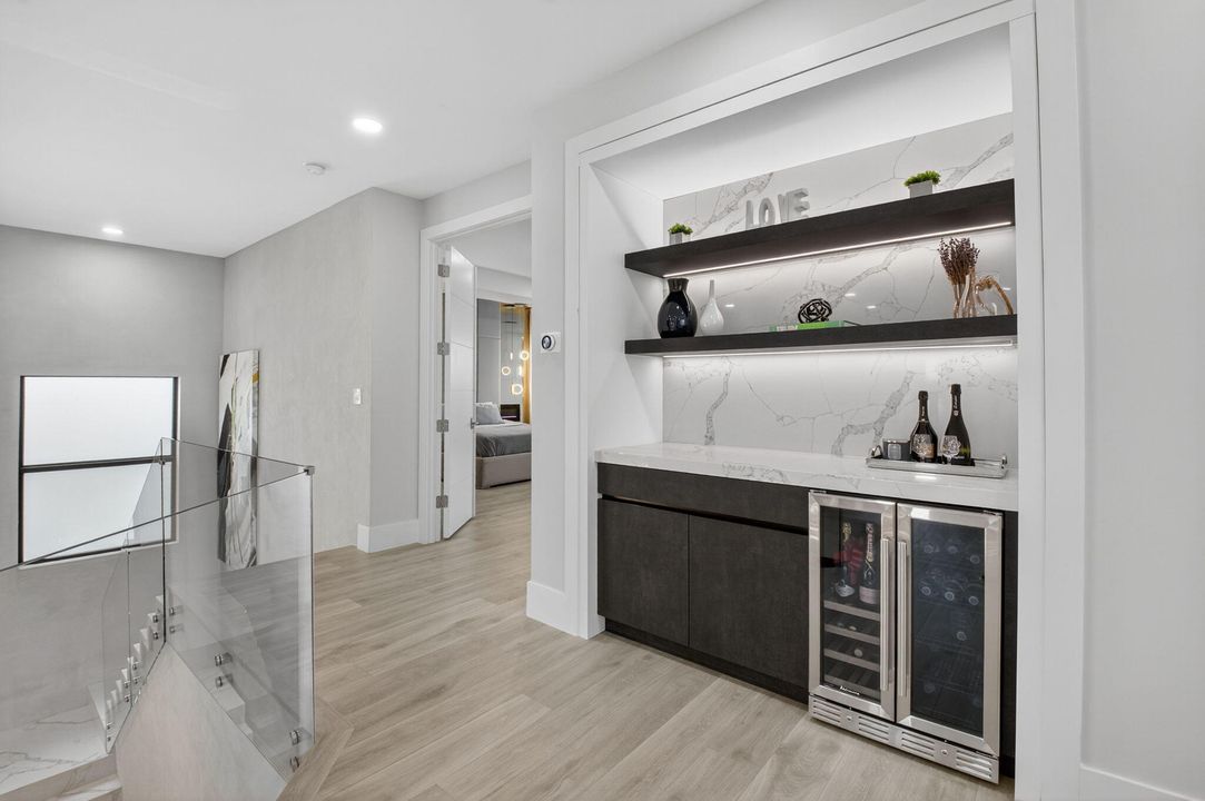 For Sale: $3,799,999 (5 beds, 6 baths, 5170 Square Feet)