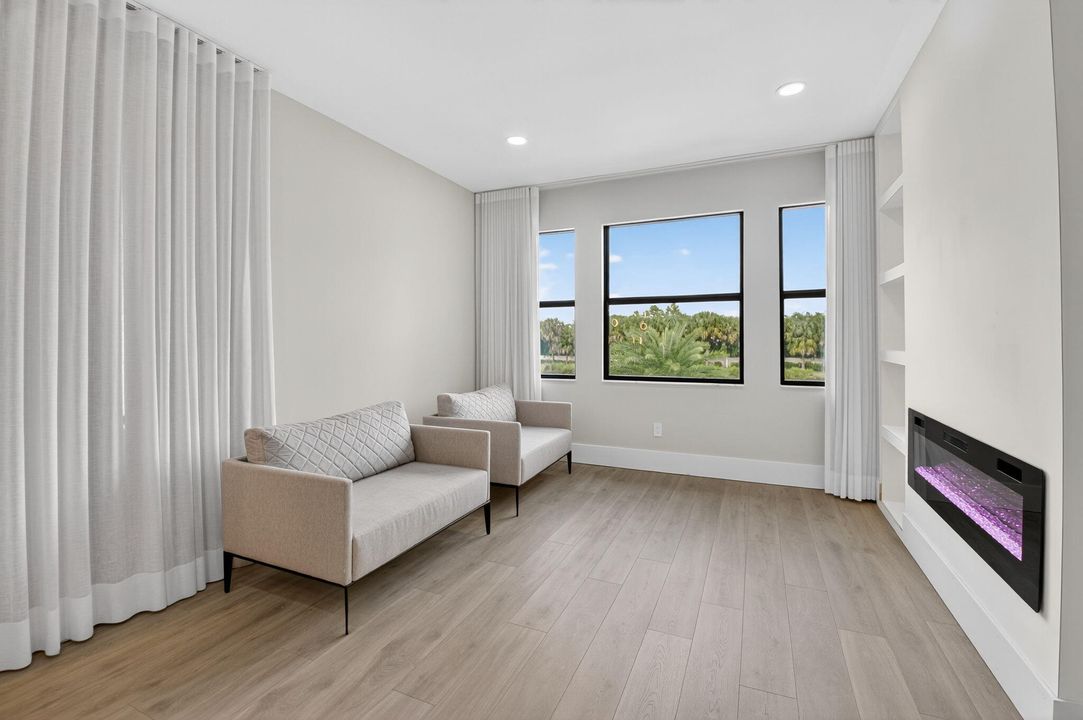 For Sale: $3,799,999 (5 beds, 6 baths, 5170 Square Feet)