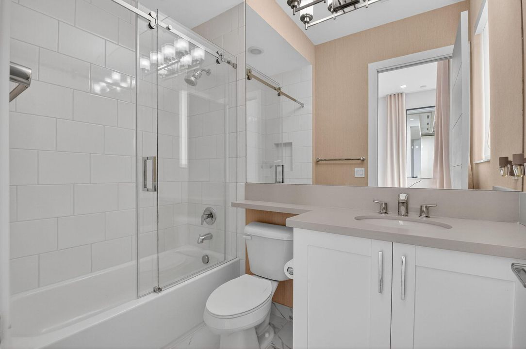 For Sale: $3,799,999 (5 beds, 6 baths, 5170 Square Feet)