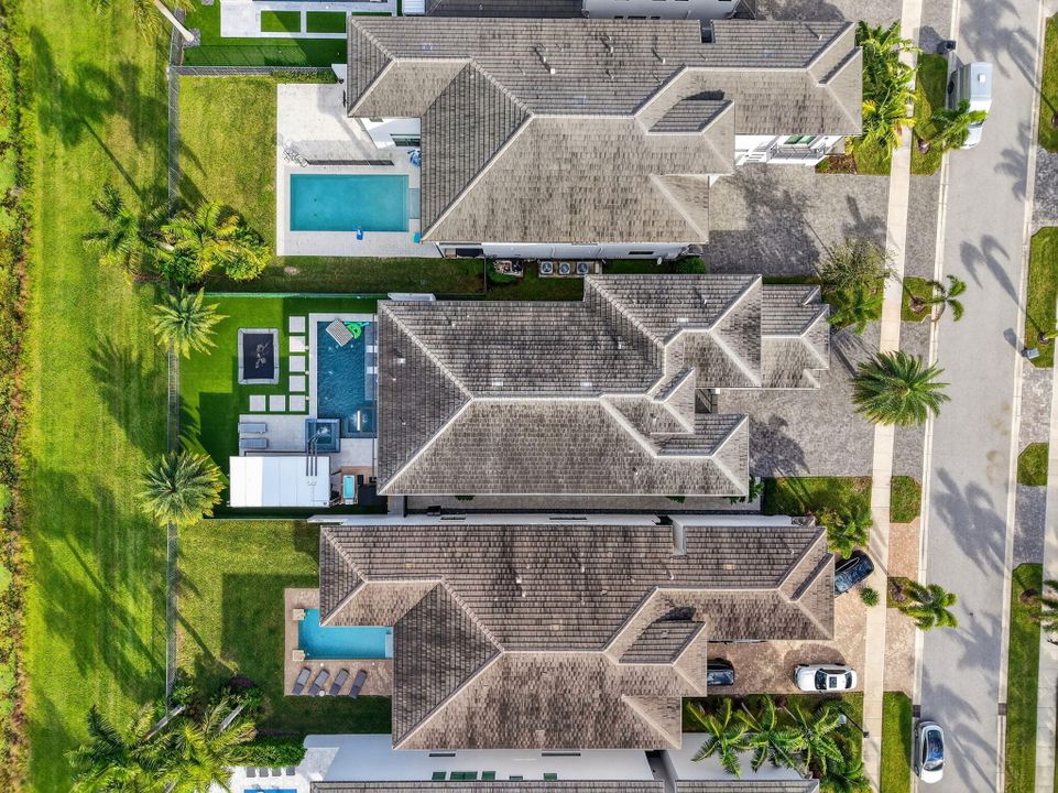 For Sale: $3,799,999 (5 beds, 6 baths, 5170 Square Feet)