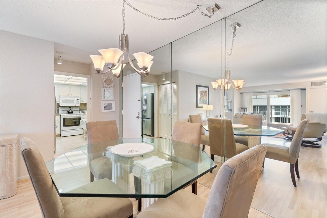 For Sale: $539,000 (2 beds, 2 baths, 1050 Square Feet)