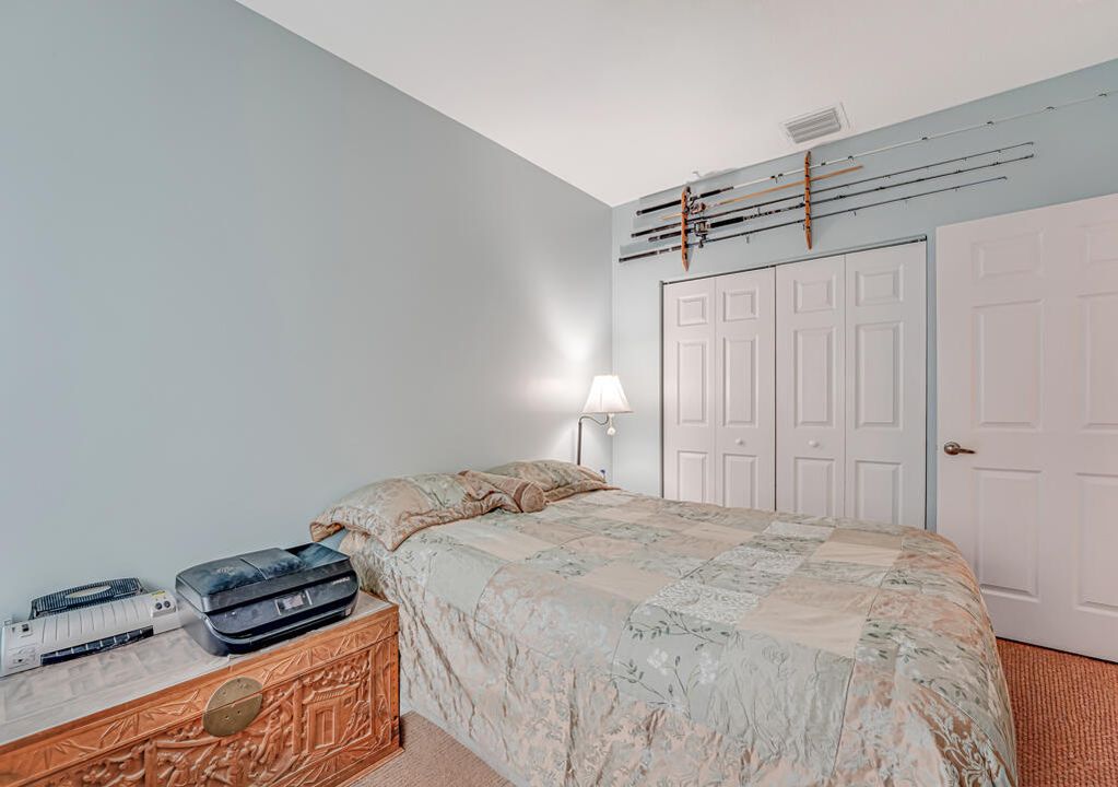 На продажу: $335,000 (3 спален, 2 ванн, 1259 Квадратных фут)