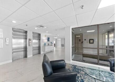 For Sale: $539,000 (2 beds, 2 baths, 1050 Square Feet)