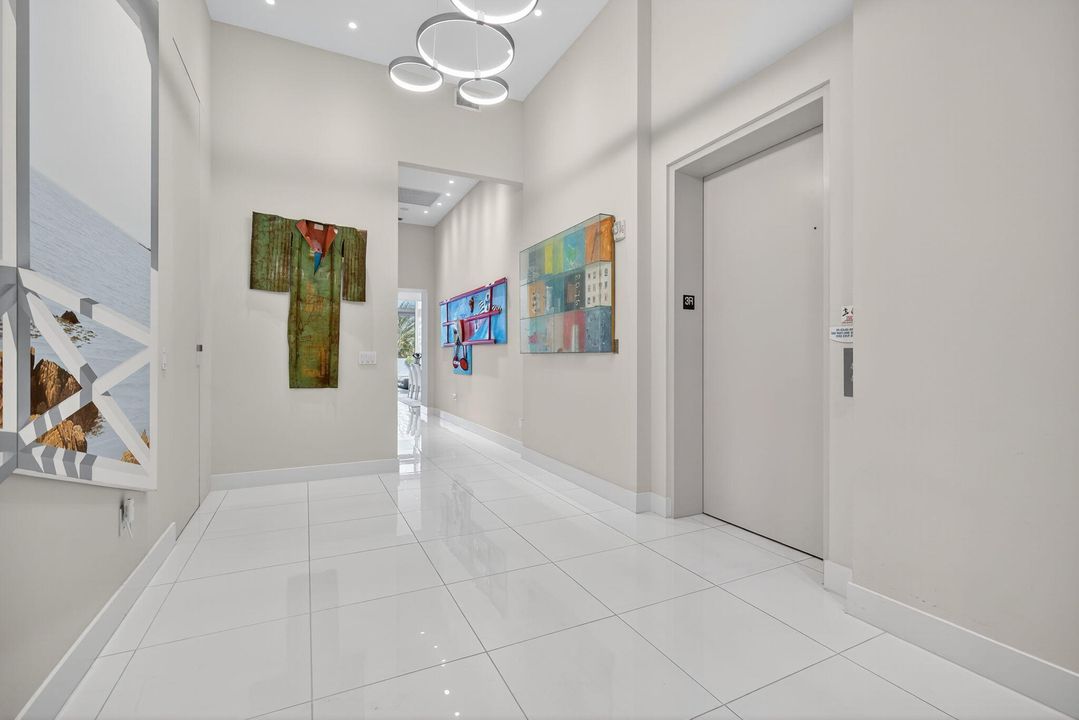 For Sale: $3,250,000 (3 beds, 4 baths, 2445 Square Feet)