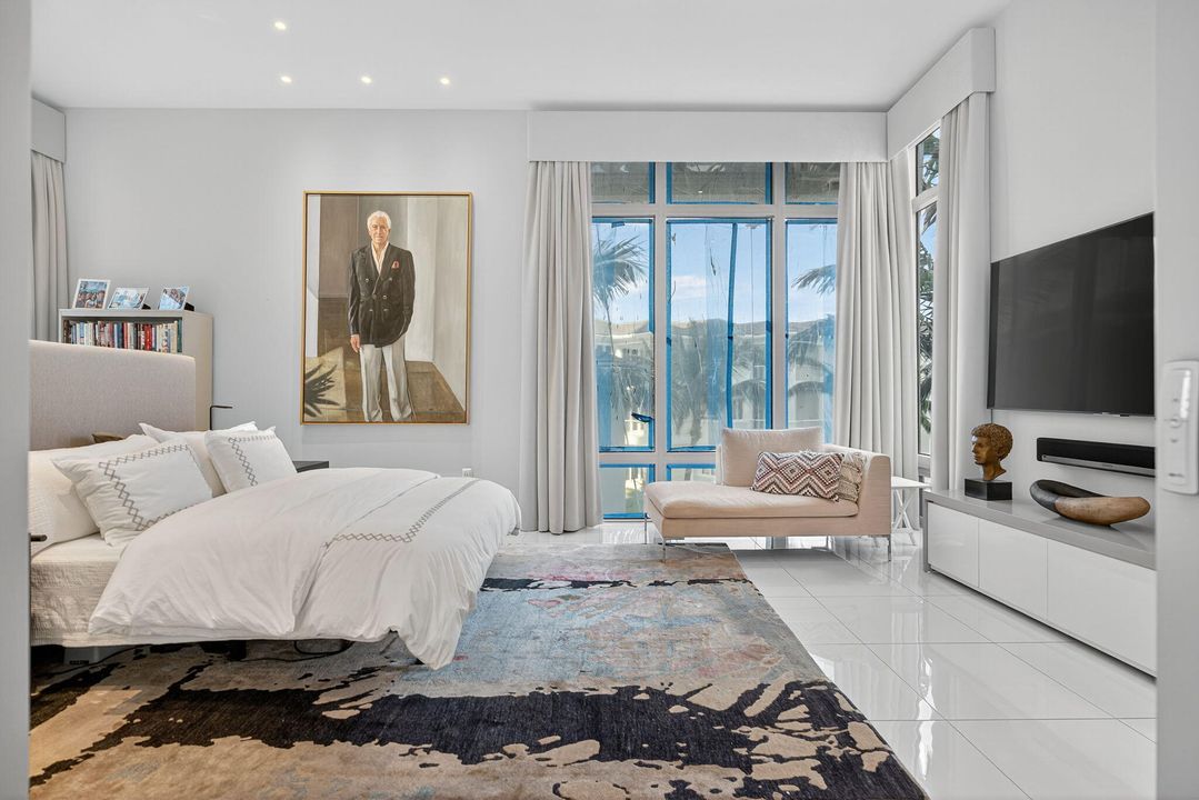 For Sale: $3,250,000 (3 beds, 4 baths, 2445 Square Feet)