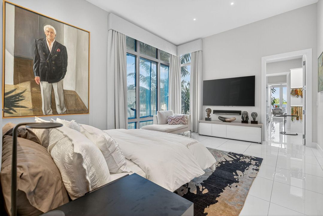 For Sale: $3,250,000 (3 beds, 4 baths, 2445 Square Feet)