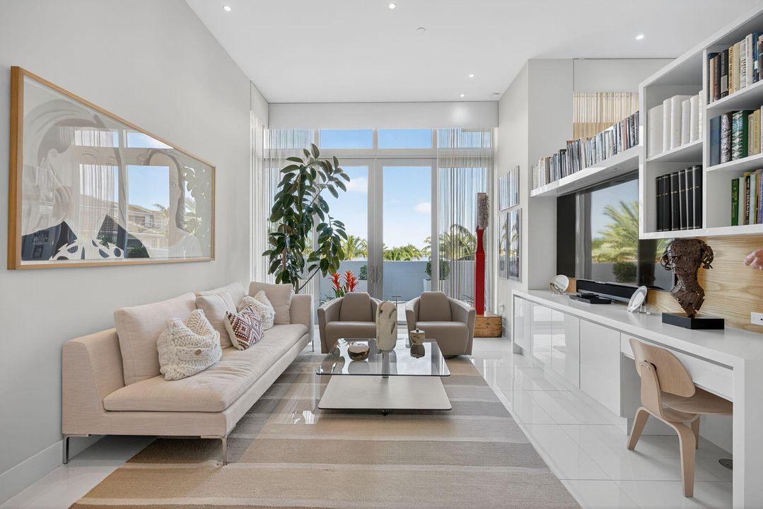 For Sale: $3,250,000 (3 beds, 4 baths, 2445 Square Feet)