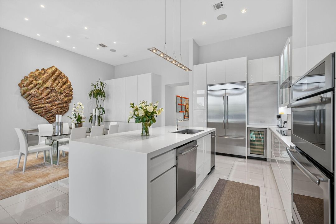 For Sale: $3,250,000 (3 beds, 4 baths, 2445 Square Feet)