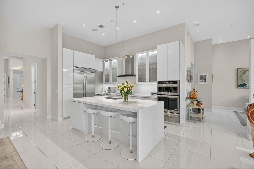 For Sale: $3,250,000 (3 beds, 4 baths, 2445 Square Feet)