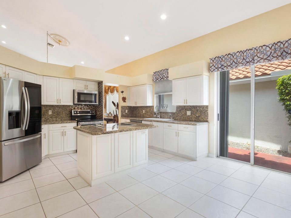 For Sale: $420,000 (3 beds, 2 baths, 2143 Square Feet)