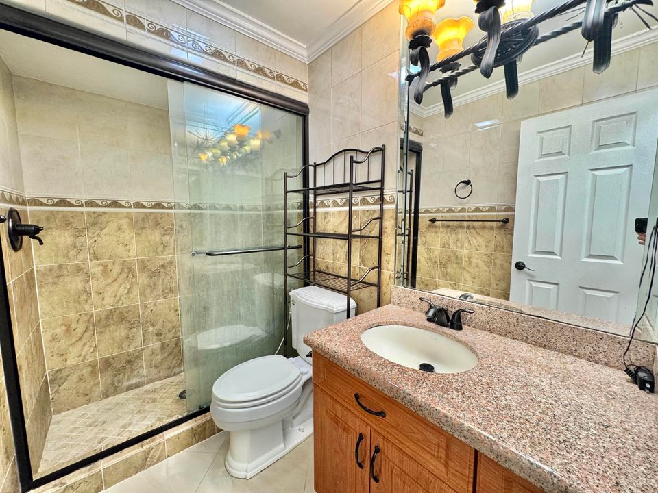 En Venta: $155,000 (2 camas, 1 baños, 728 Pies cuadrados)