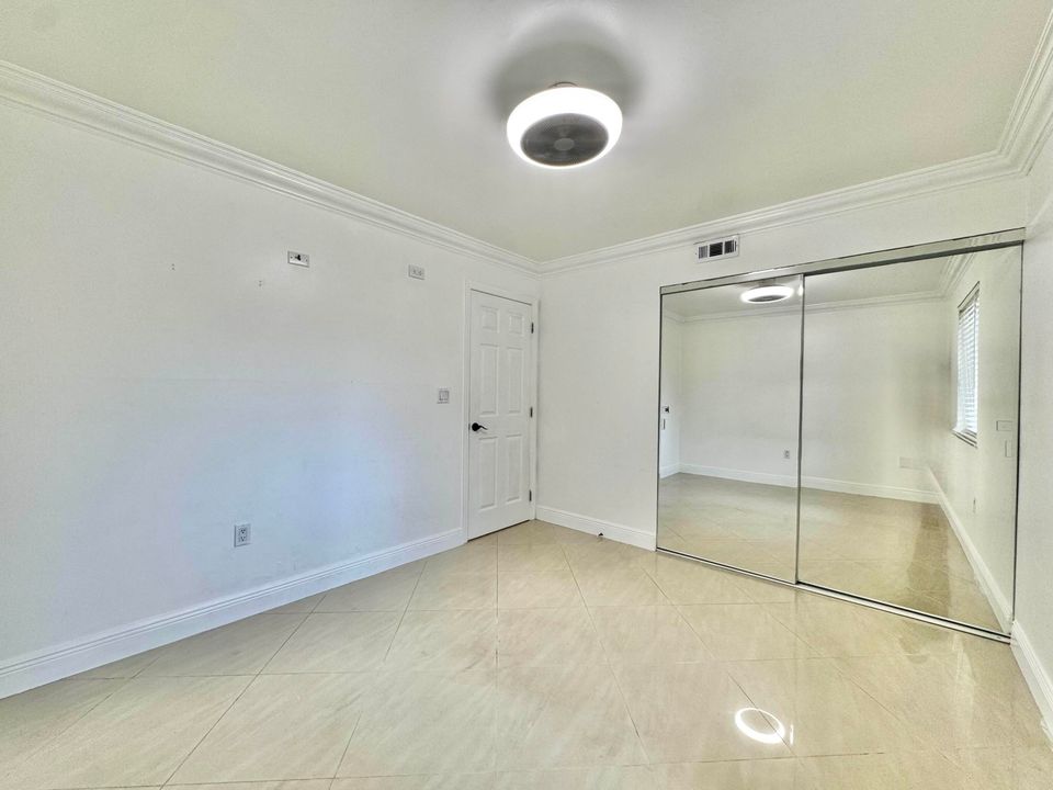 En Venta: $155,000 (2 camas, 1 baños, 728 Pies cuadrados)